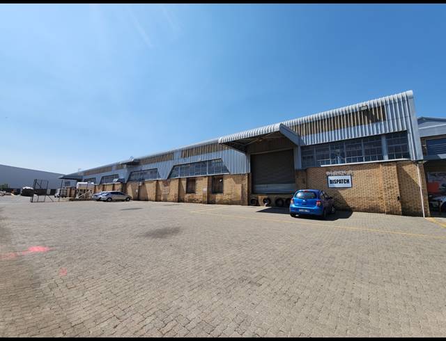 7,726M² WAREHOUSE FOR SALE IN MEADOWDALE